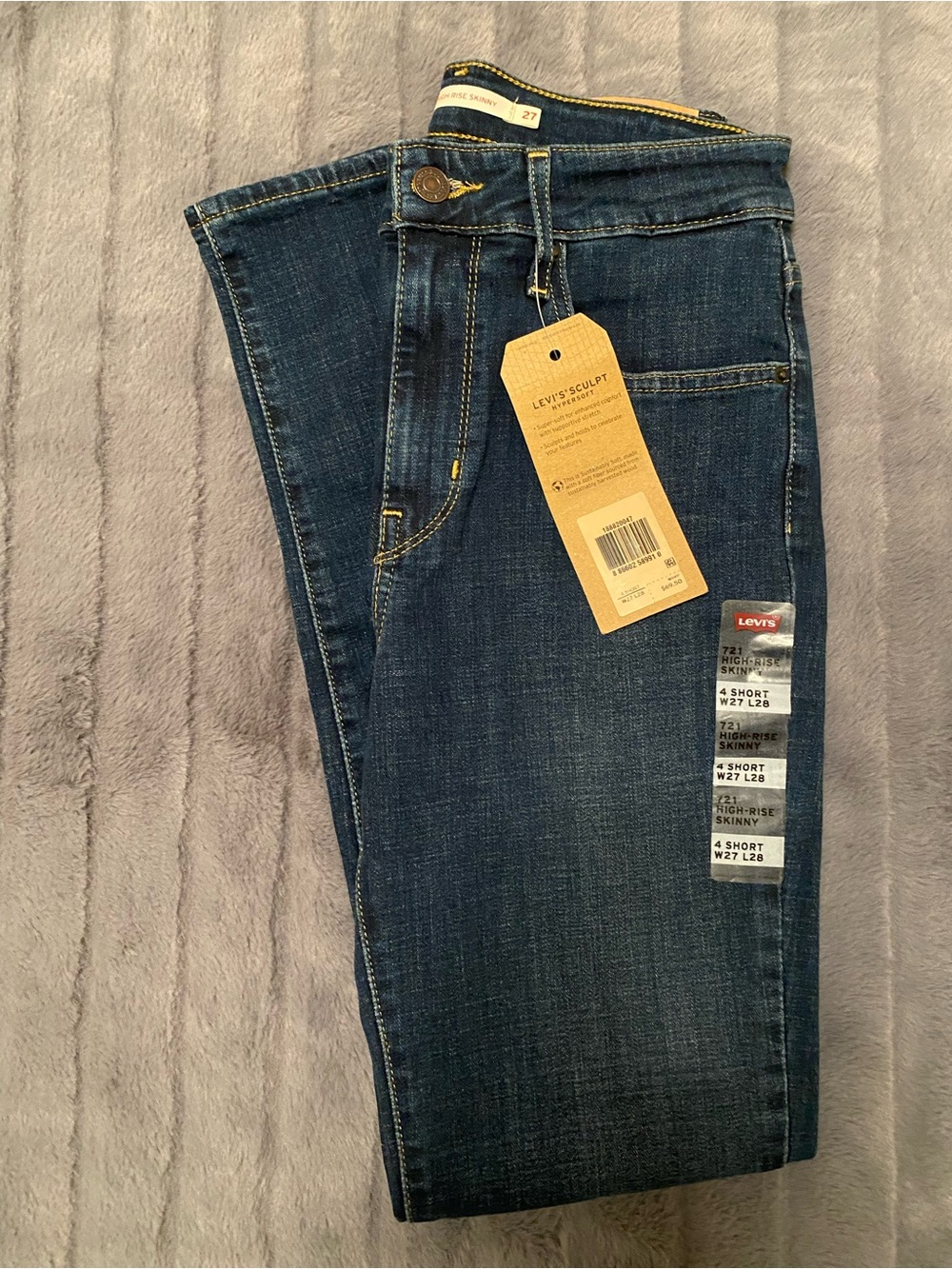 Levi's Women's 721 High Rise Dark Wash Skinny Jeans Size 4 Short - W27 L28